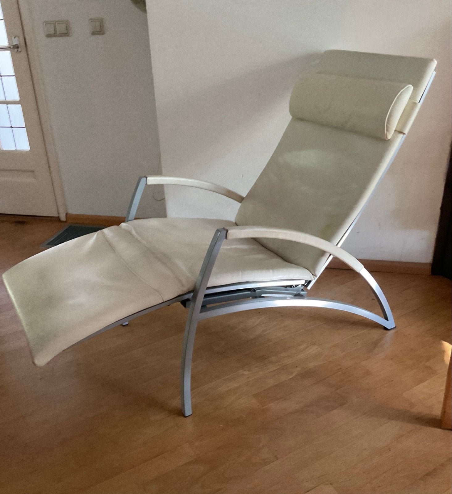 Interprofil design Relax fauteuil in wit leer, nette staat, Ophalen, Modern design, Gebruikt, Wit