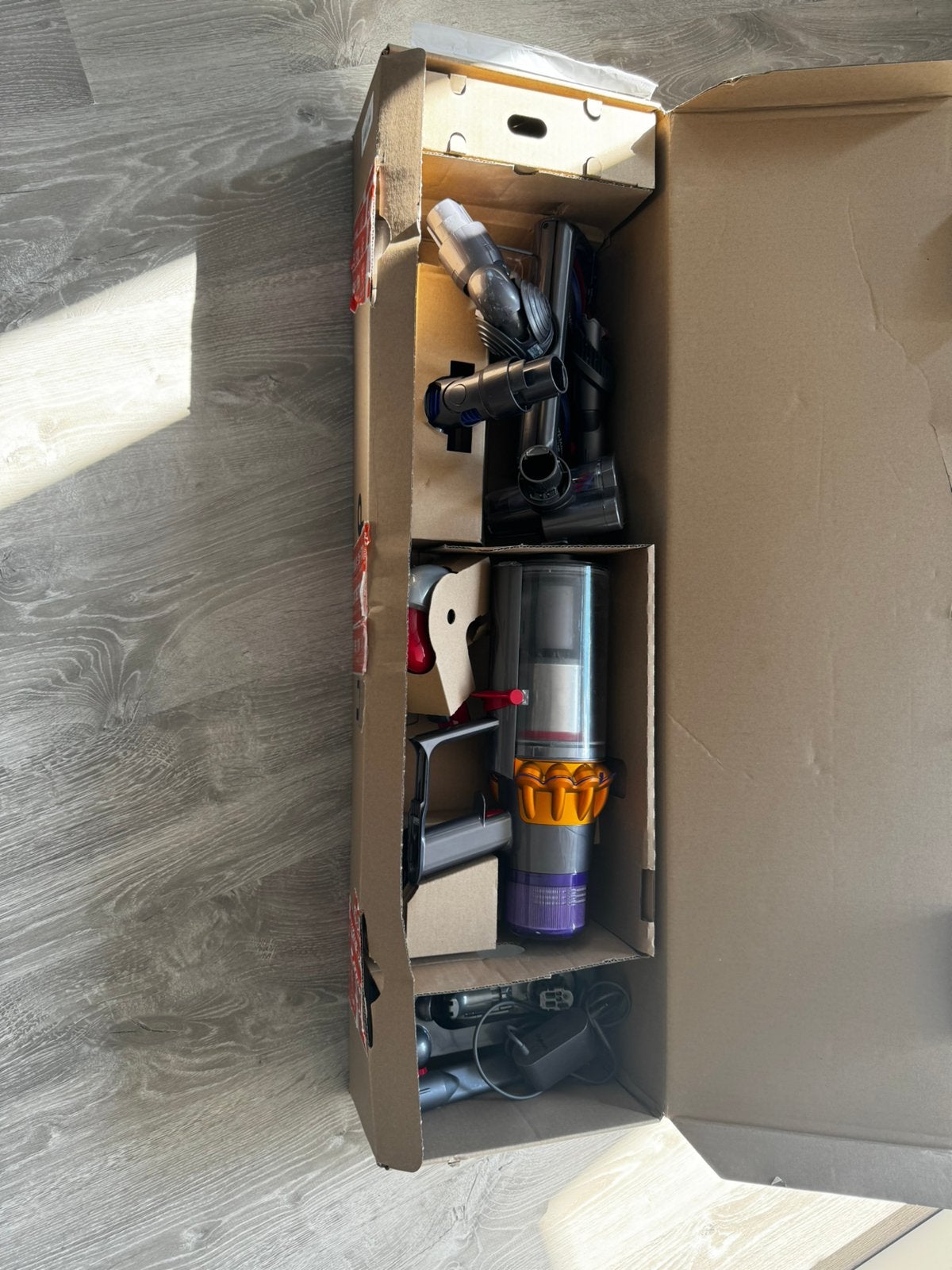 Dyson V15 Detect Absolute steelstofzuiger met accessoires, De Ruijterkade 139, 1011AC Amsterdam, Nederland, Draadloos, Ophalen of Verzenden