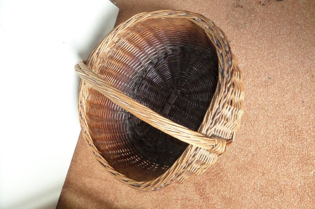 Gevlochten mand - L52xB48xH35cm - Haardhout, Ophalen, Gebruikt, Mand, Ovaal