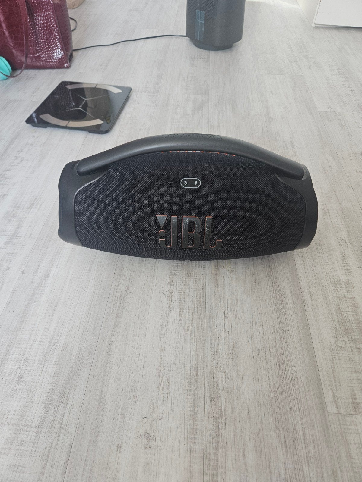 JBL Boombox 3 - Gebruikt, zijbeschermer ontbreekt, Gebruikt, Ophalen of Verzenden, Draagbare speaker, Inclusief oplader