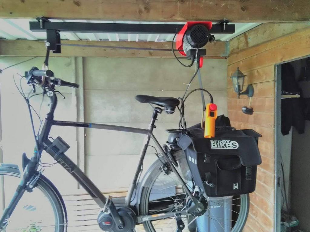 Electrische fietslift of fietstakel tevens scooterlift, Ophalen of Verzenden, Nieuw