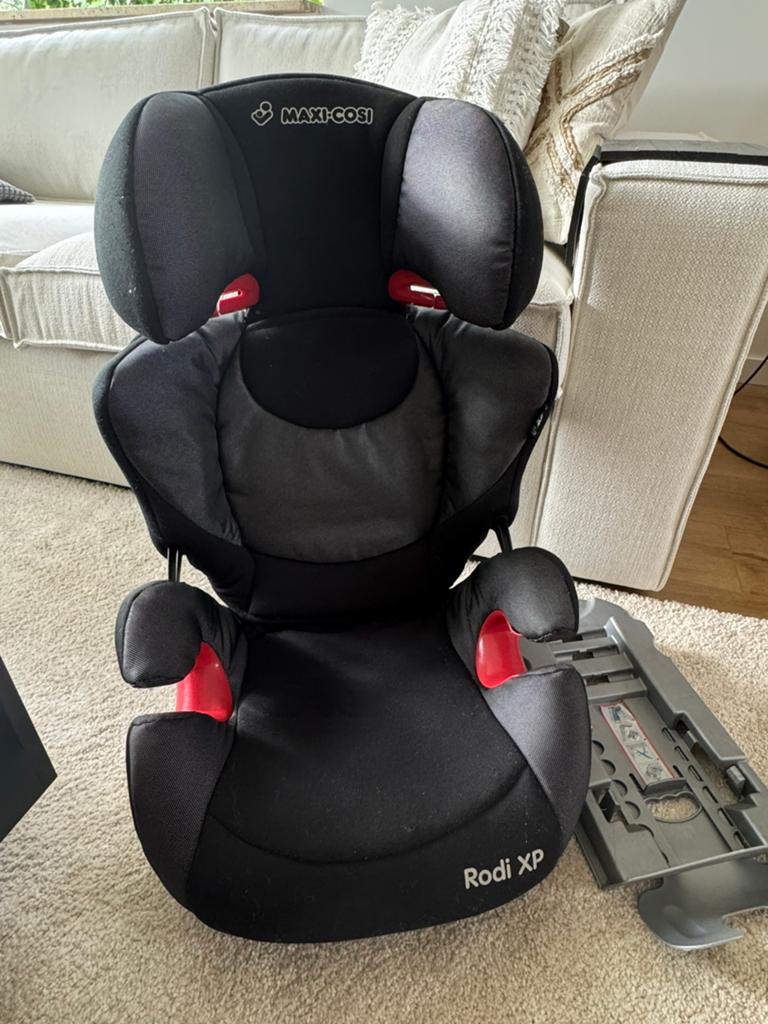Maxi-Cosi Rodi XP autostoel - Zwart, Ophalen, 15 t/m 36 kg, Gebruikt, Autogordel