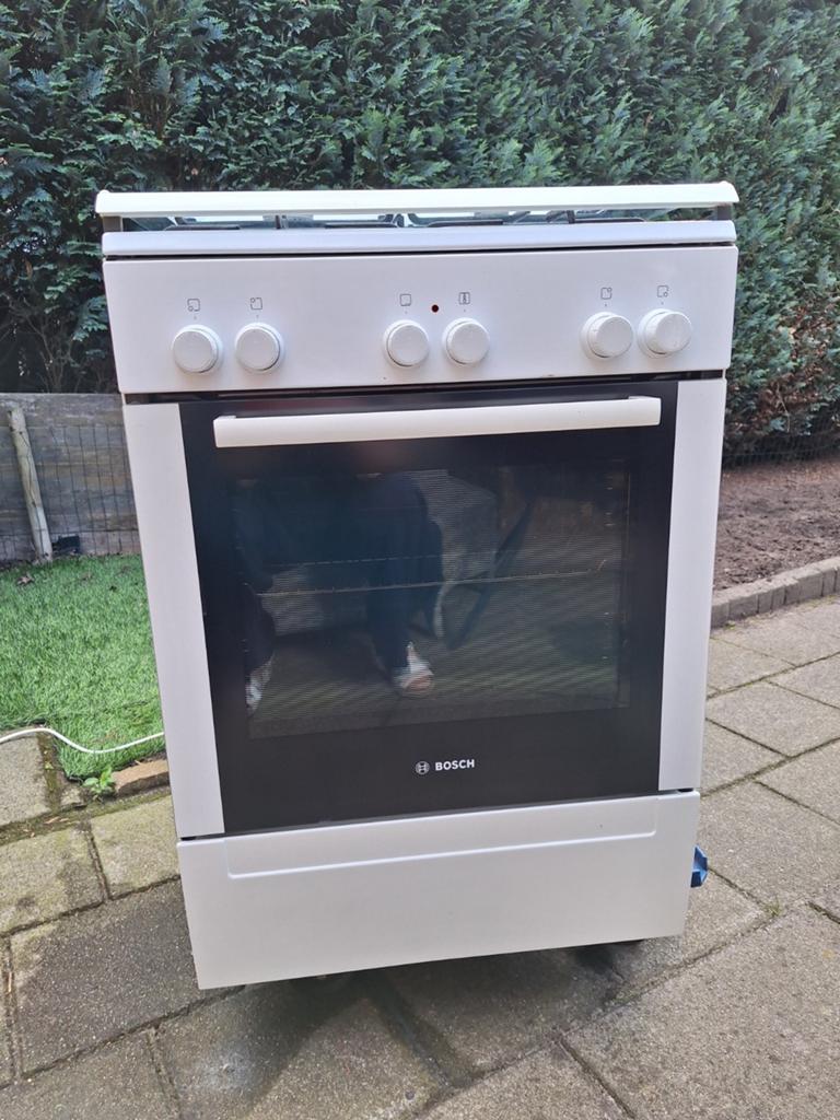 Bosch gasfornuis met elektrische (hetelucht)oven., Witgoed en Apparatuur, Fornuizen, Ophalen, Hete lucht, 60 cm of meer, 4 kookzones