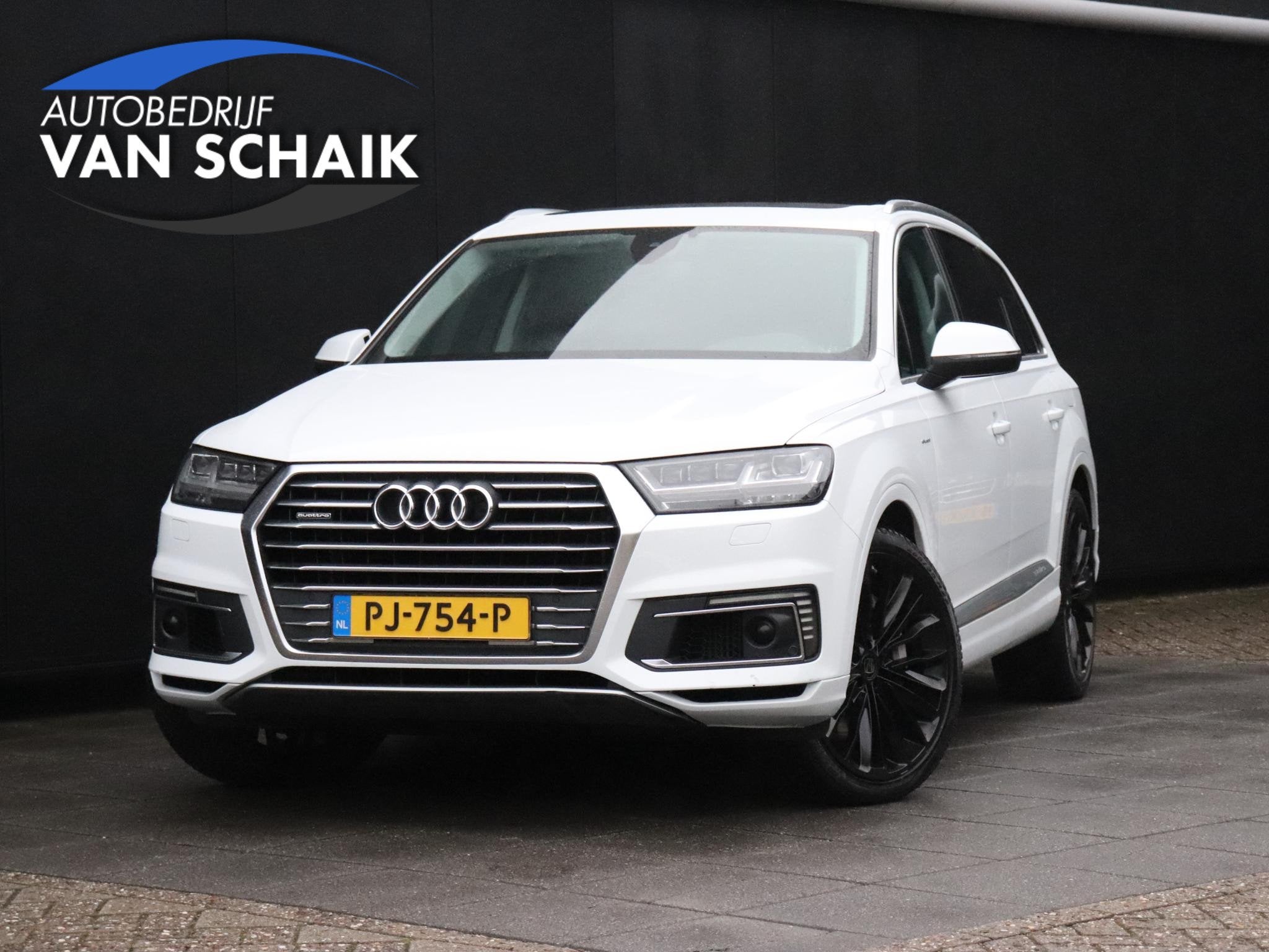 Audi Q7 3.0 TDI e-tron quattro Premium | LEDER | MEMORY | PA, Auto's, Automaat, Euro 6, 2420 kg, Wit