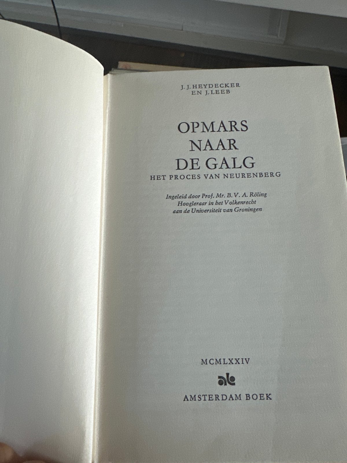 Opmars naar de Galg: Het Proces van Neurenberg, Ophalen of Verzenden, 20e eeuw of later, Gelezen