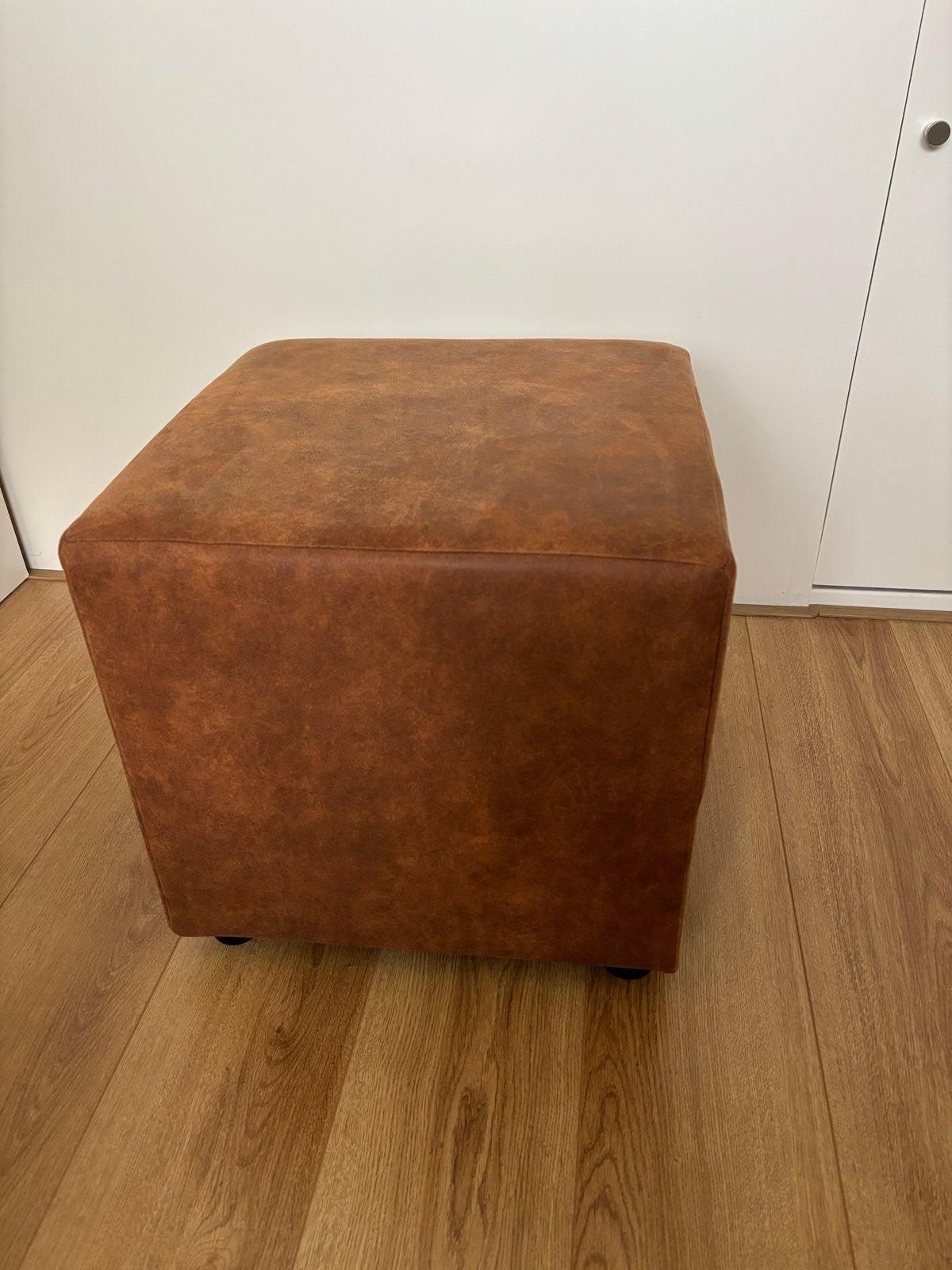 Hocker/Poef 45x45 cm - Leen Bakker - Goede staat, Huis en Inrichting, Ophalen, Minder dan 50 cm, Vierkant, Zo goed als nieuw
