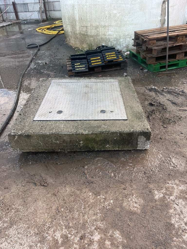 Klep voor betonnen put of kelder, Ophalen, Gebruikt, Overige typen, Rvs