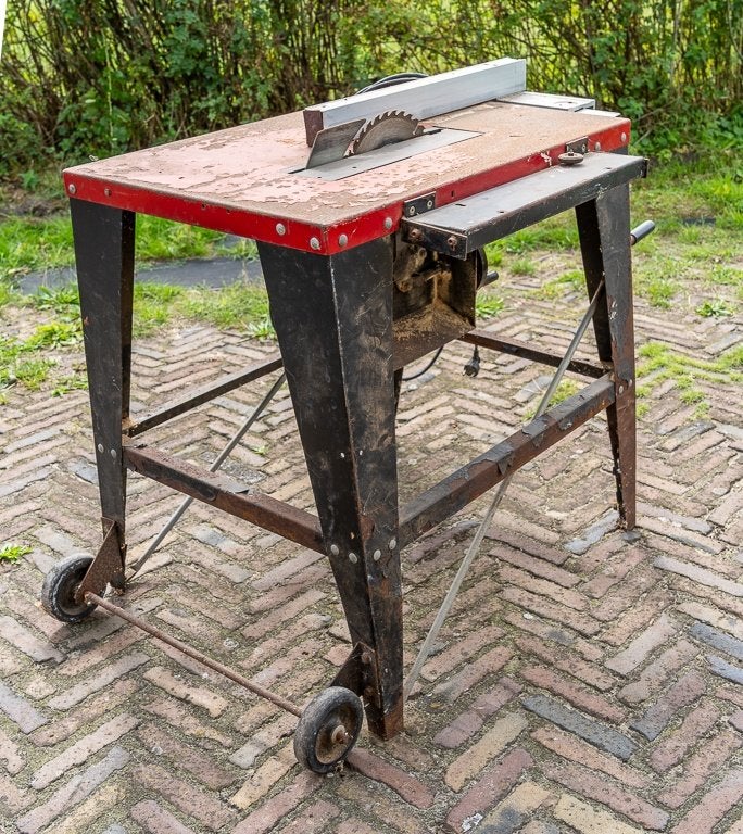 Gebruikte Zaagtafel (220V), Ophalen, Gebruikt, Cirkelzaag, 70 mm of meer