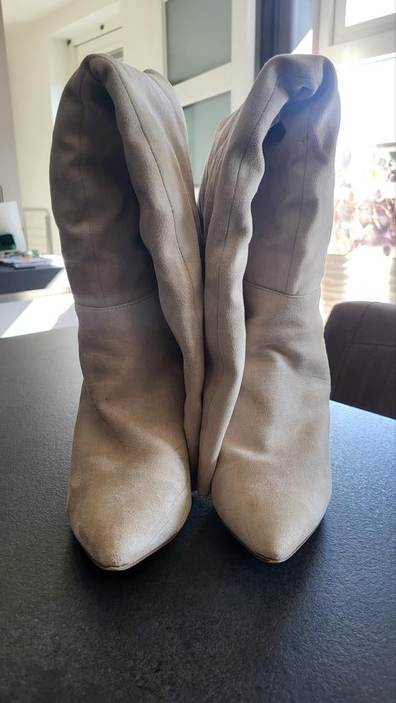 Beige suède overknee laarzen Cotton Club maat 40, Ophalen, Hoge laarzen, Beige, Zo goed als nieuw