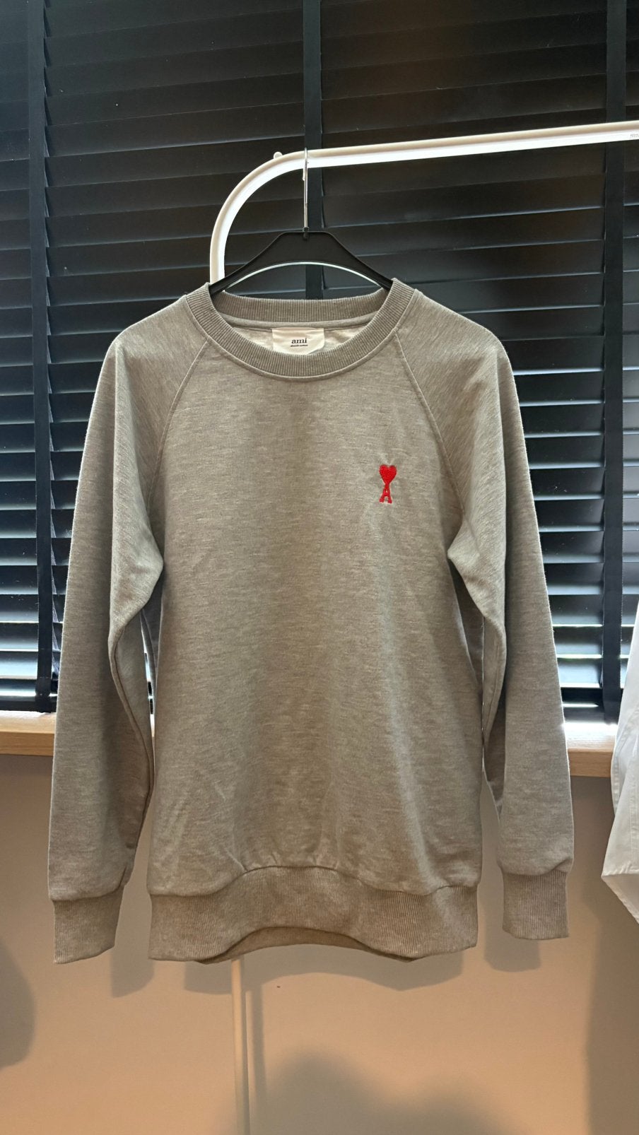 AMI paris Sweater maat M, Kleding | Heren, Truien en Vesten, Ophalen of Verzenden, Zo goed als nieuw, Maat 48/50 (M), Grijs