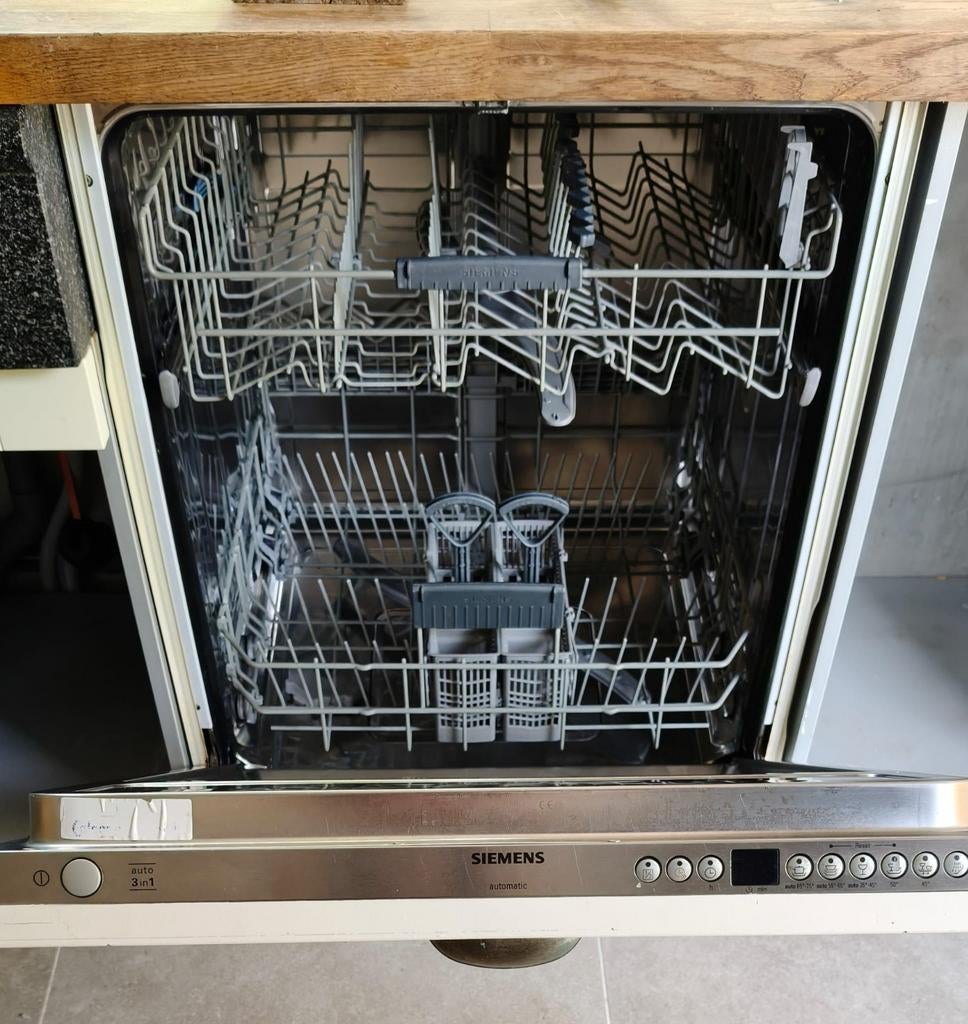 Onderbouw vaatwasser Siemens, Witgoed en Apparatuur, Vaatwasmachines, Ophalen, 85 tot 90 cm