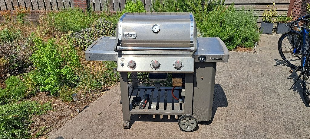 Barbecue Weber Genesis II op gas, Ophalen, Gebruikt, WEBER BBQ