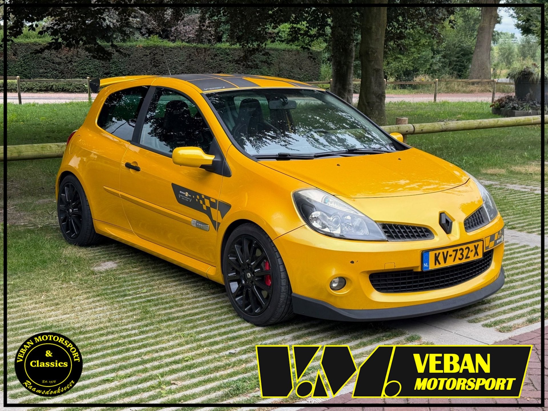 Renault Clio 2.0-16V RS F1Team R27 Jaune Sirius, Voorwielaandrijving, 1998 cc, Gebruikt, 4 cilinders