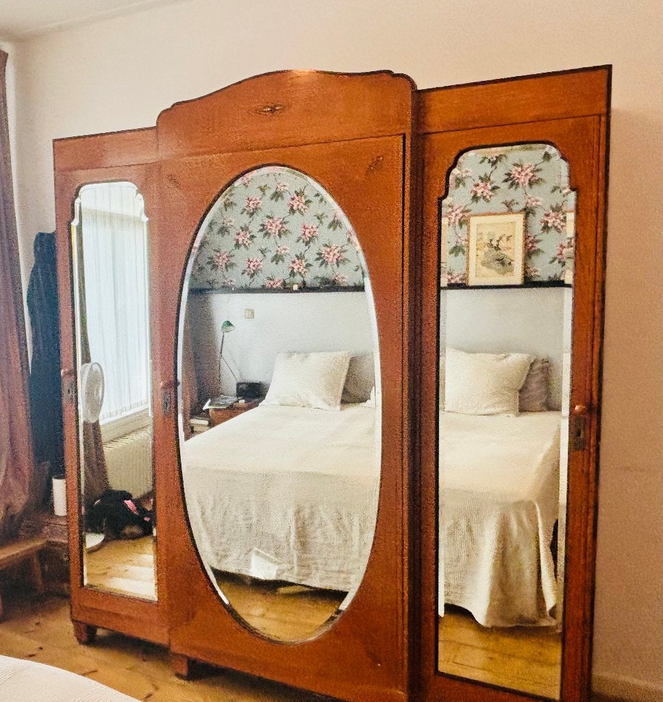 Antieke kledingkast, Jugendstil, handgemaakt inlegwerk