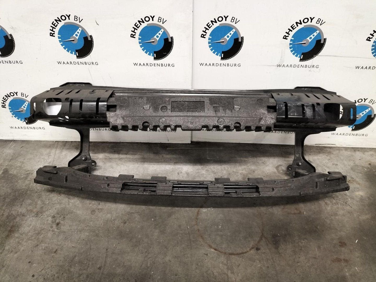 MINI (BMW) COUNTRYMAN VOORBUMPER BALK 2012, Gebruikt, Voor, Ophalen of Verzenden, Stiba lid