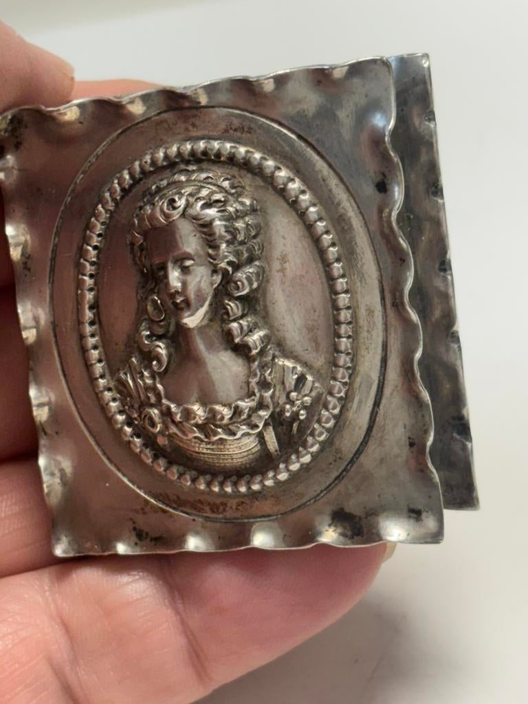 Antiek zilver doosje gemerkt 19 eeuw, Ophalen of Verzenden, Zilver