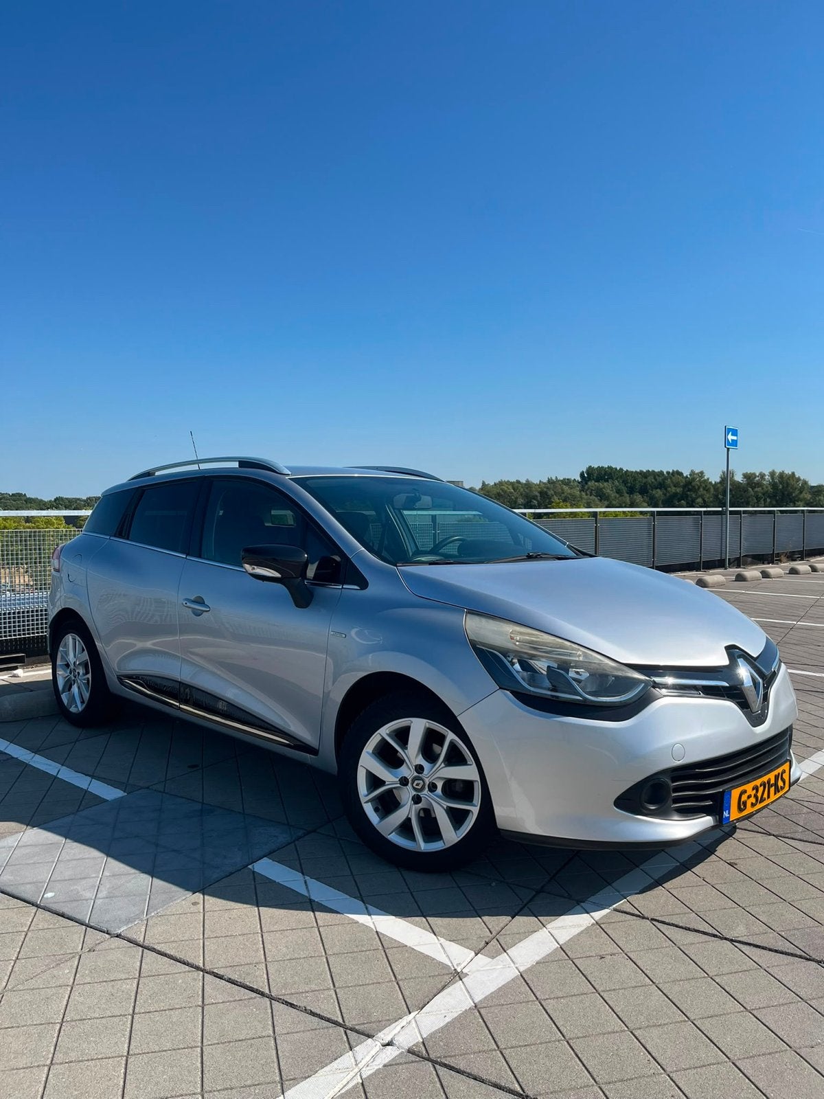Renault Clio Energy TCe 90pk S&S 2019 Grijs, Voorwielaandrijving, 898 cc, Stof, 1098 kg