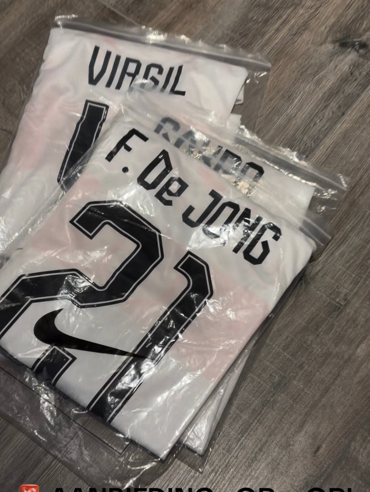 Nederland uit shirt(s), Sport en Fitness, Voetbal, Maat XS of kleiner, Verzenden, Zo goed als nieuw, Shirt