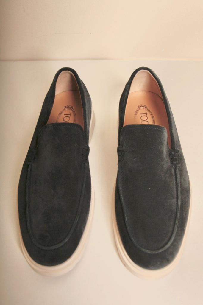 Tod's loafer donkerblauw NIEUW! Maat 41 Winkelprijs € 590,-, Kleding | Heren, Schoenen, Loafers, Blauw, Nieuw, Ophalen of Verzenden