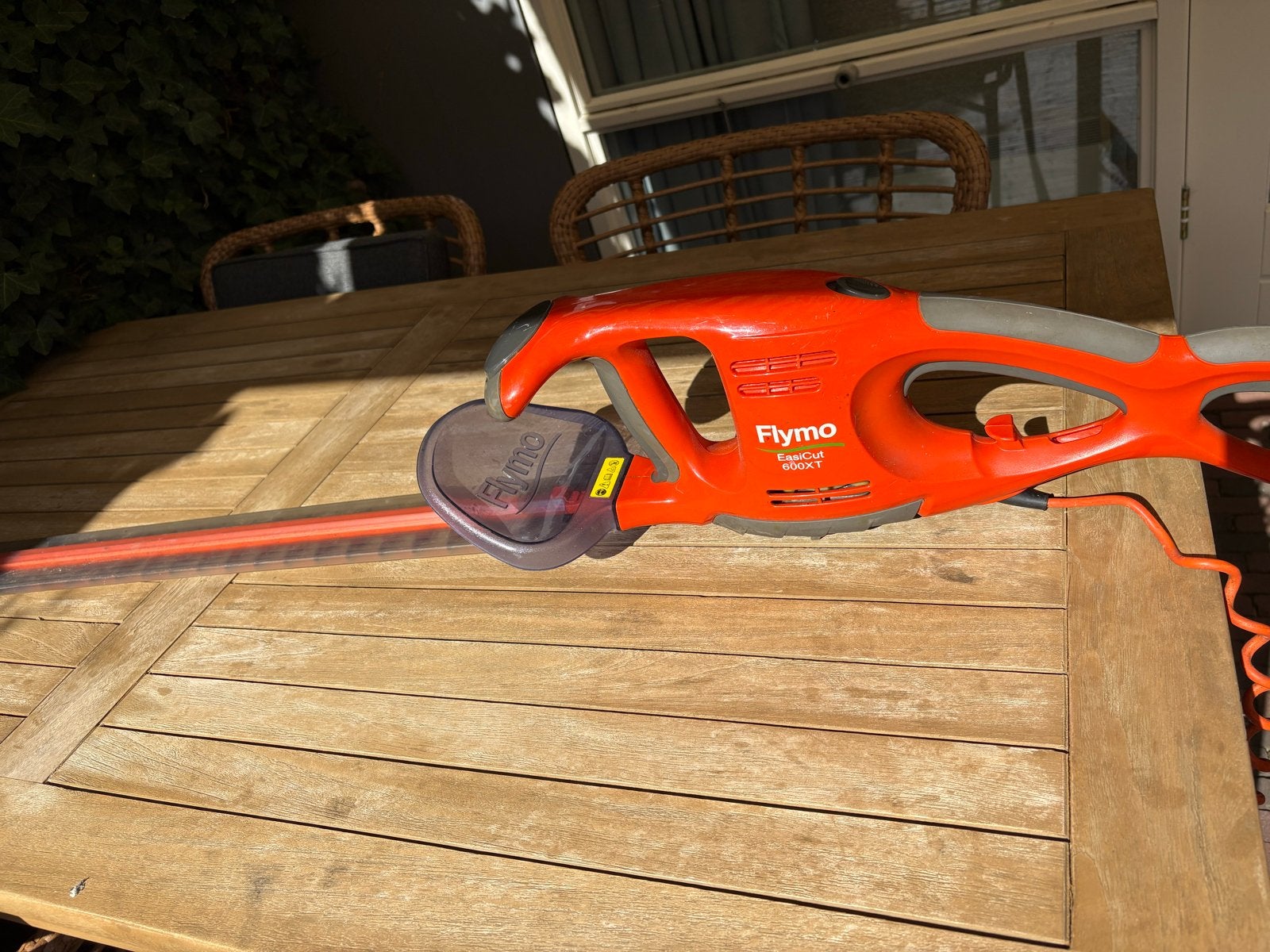 Flymo EasiCut 600XT Heggenschaar - Elektrisch, Ophalen of Verzenden, Gebruikt, Elektrisch