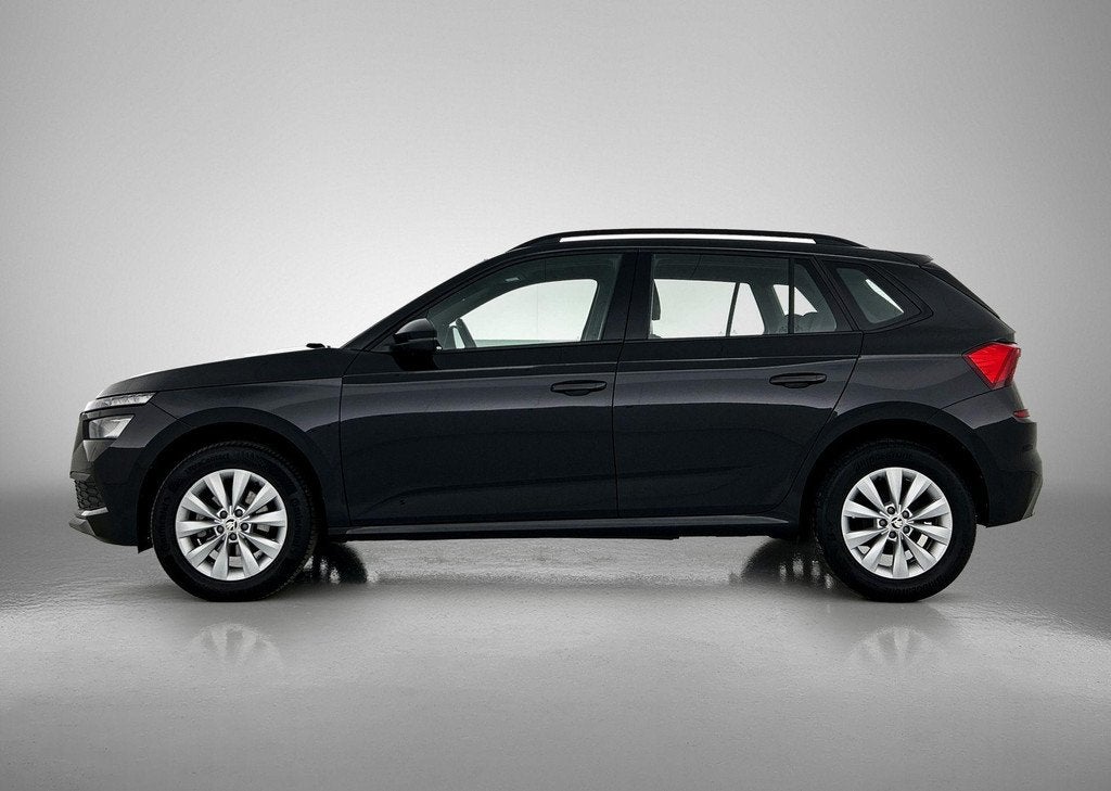 Skoda Kamiq 1.0 TSI Ambition 110 PK | Automaat | Panoramadak, Auto's, Skoda, Stof, Zwart, Origineel Nederlands, 630 kg