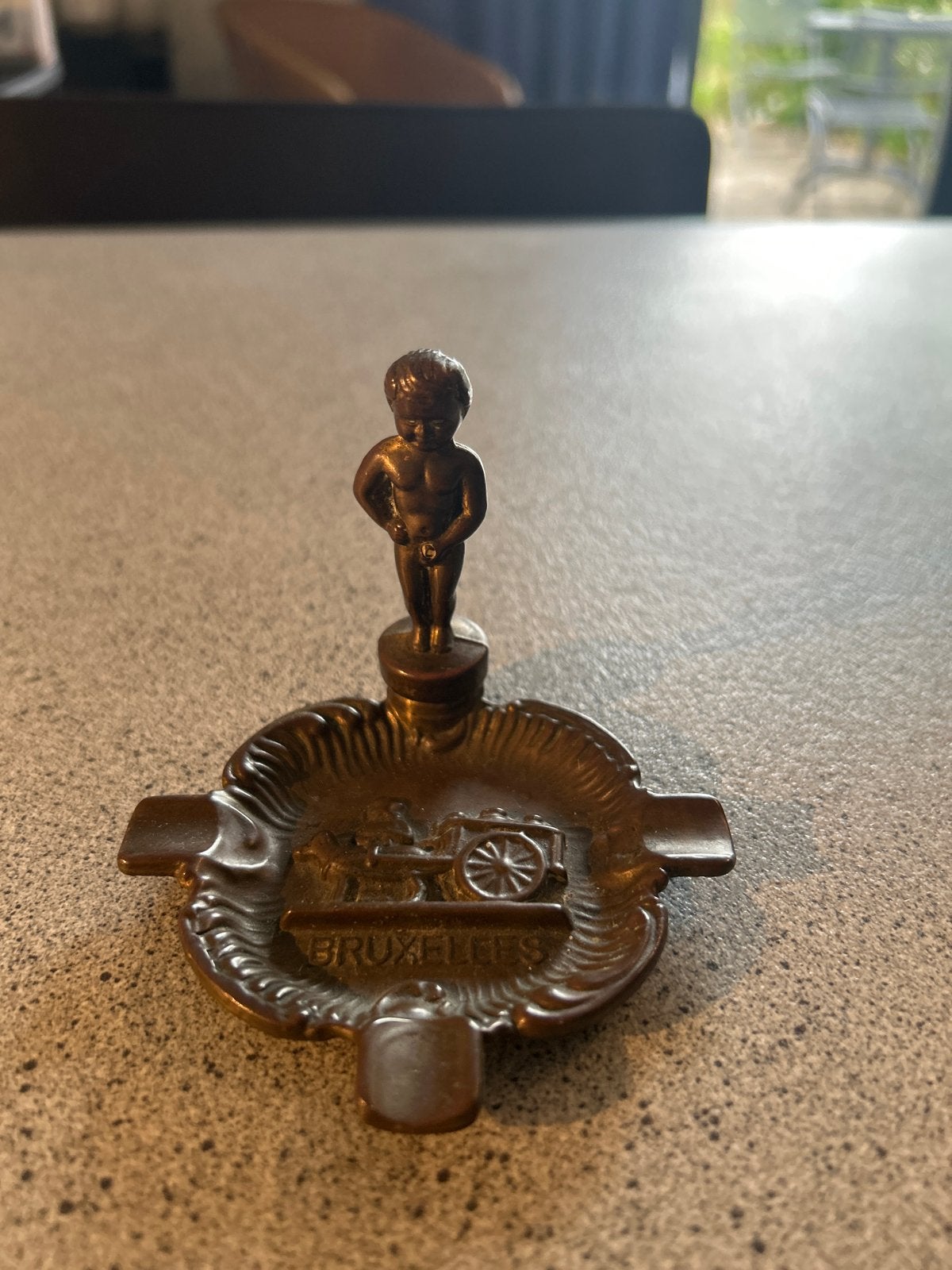 Prachtige Manneken Pis Asbak - Brussel Souvenir, Antiek en Kunst, Ophalen of Verzenden