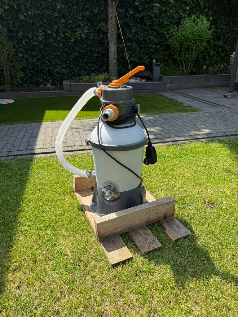 Zandfilterpomp Bestway Flowclear 3,0 m³/u, Ophalen, Zo goed als nieuw, Zwembadpomp