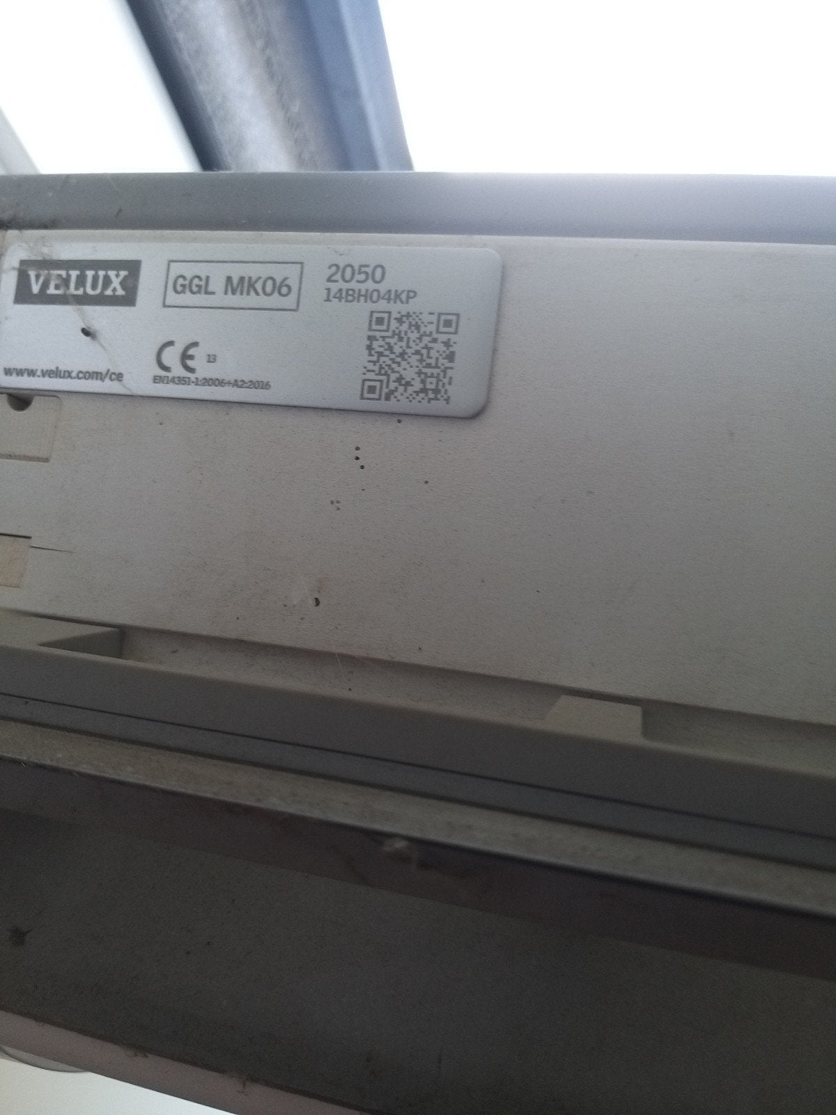 Velux verduisteringsgordijn GGL MK06 2050, Gebruikt, Verduisterend, Ophalen of Verzenden, Rolgordijn