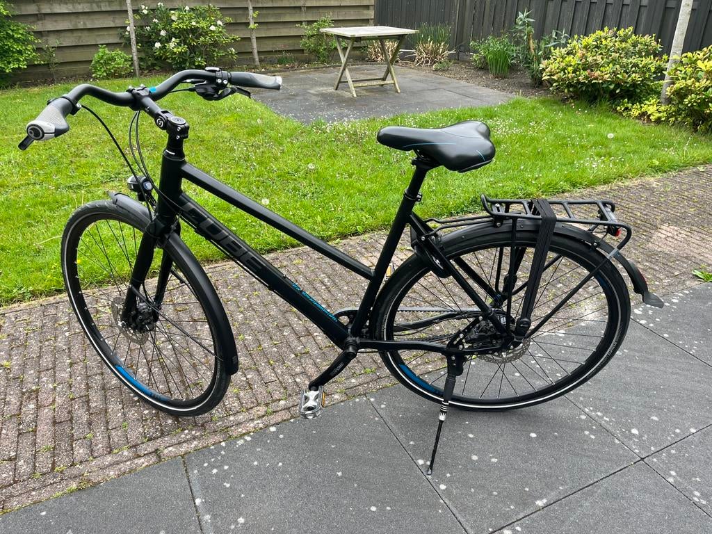 Zwarte damesfiets, Cube, mt 53, Zo goed als nieuw, 50 tot 53 cm, Schijfrem, Ophalen