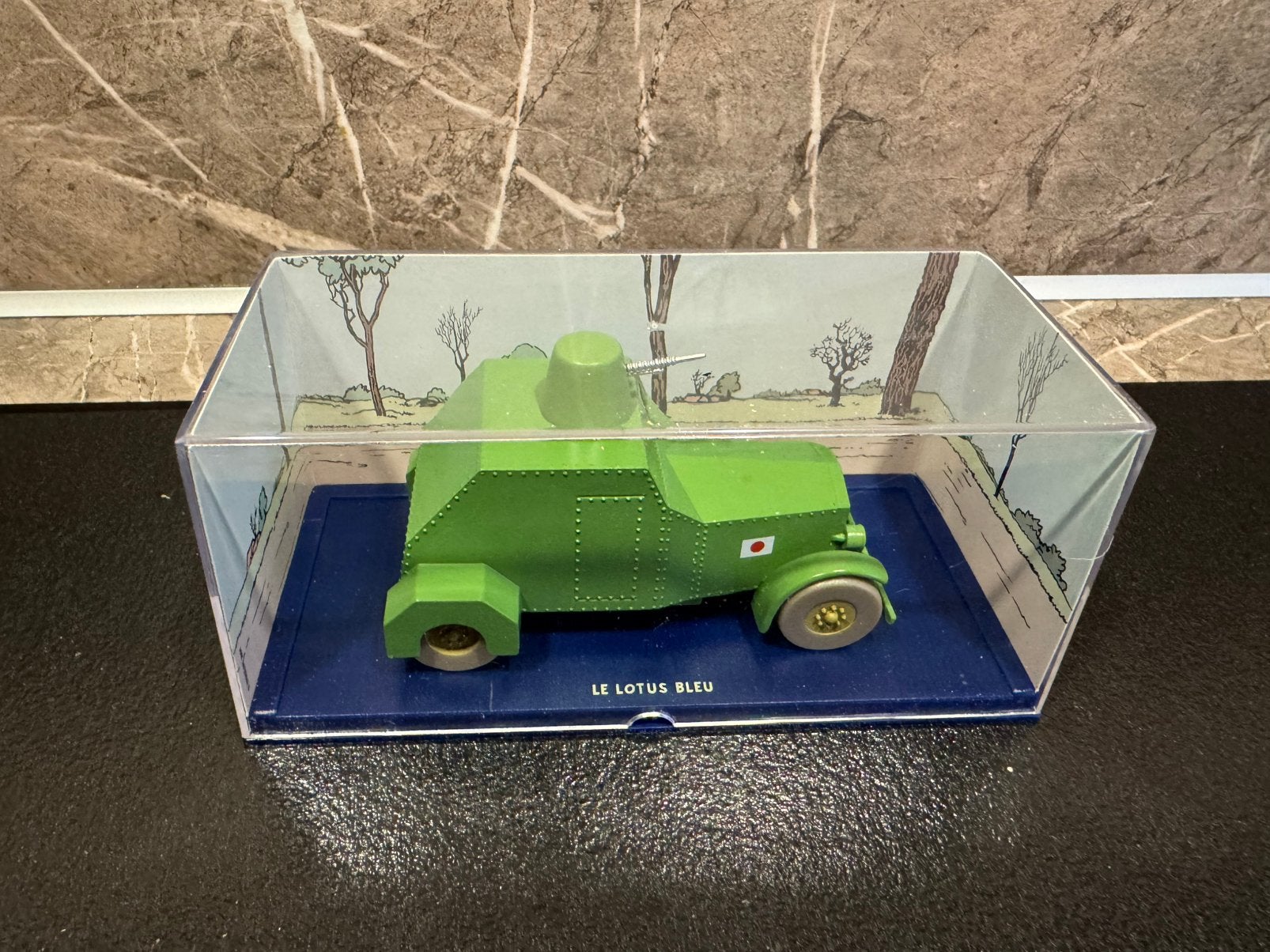 Kuifje Auto - De Gepantserde Auto (De Blauwe Lotus, Verzamelen, Ophalen of Verzenden, Kuifje, Zo goed als nieuw, Beeldje of Figuurtje