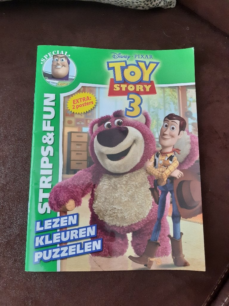 Toy Story 3 Strips & Fun - Lees, kleur en puzzel!, Gelezen, Eén stripboek, Ophalen of Verzenden, Disney Pixar