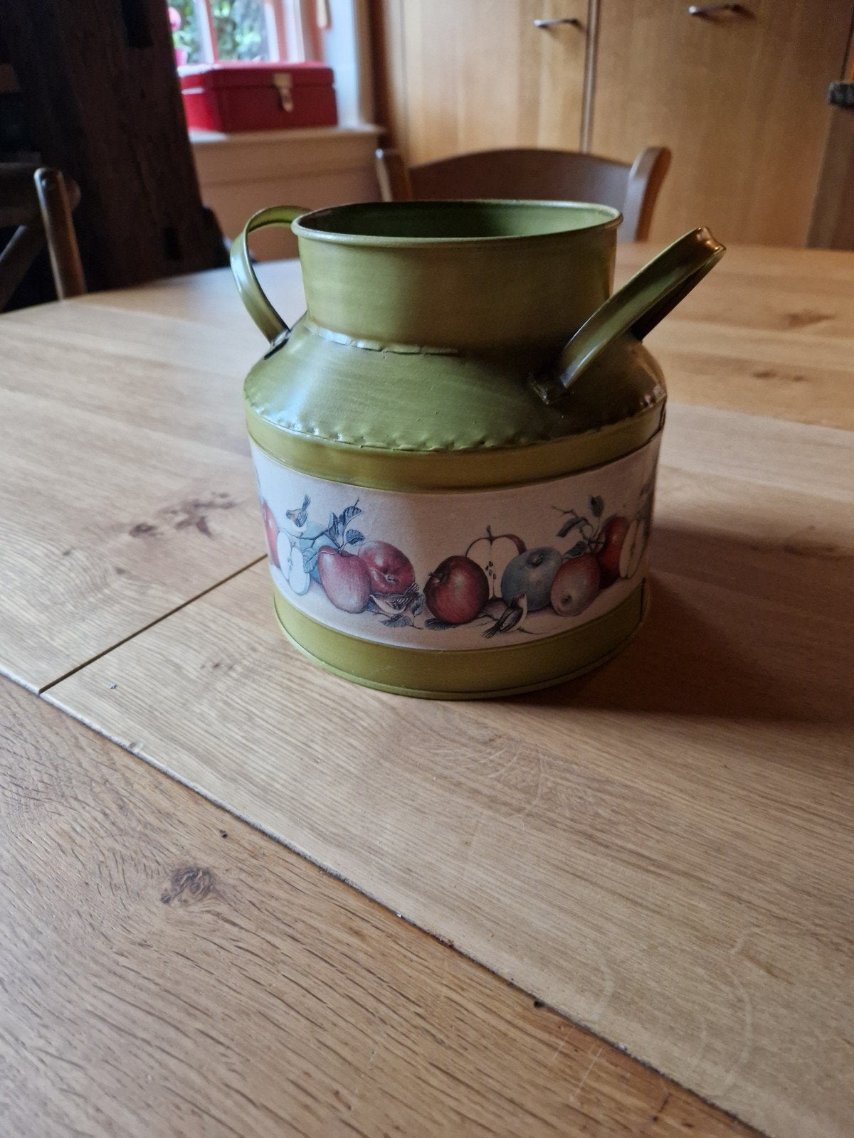METALEN GROEN VAASJE 🍎🍎 MET APPELTJES DECOR APPLETREE, Ophalen of Verzenden, Groen