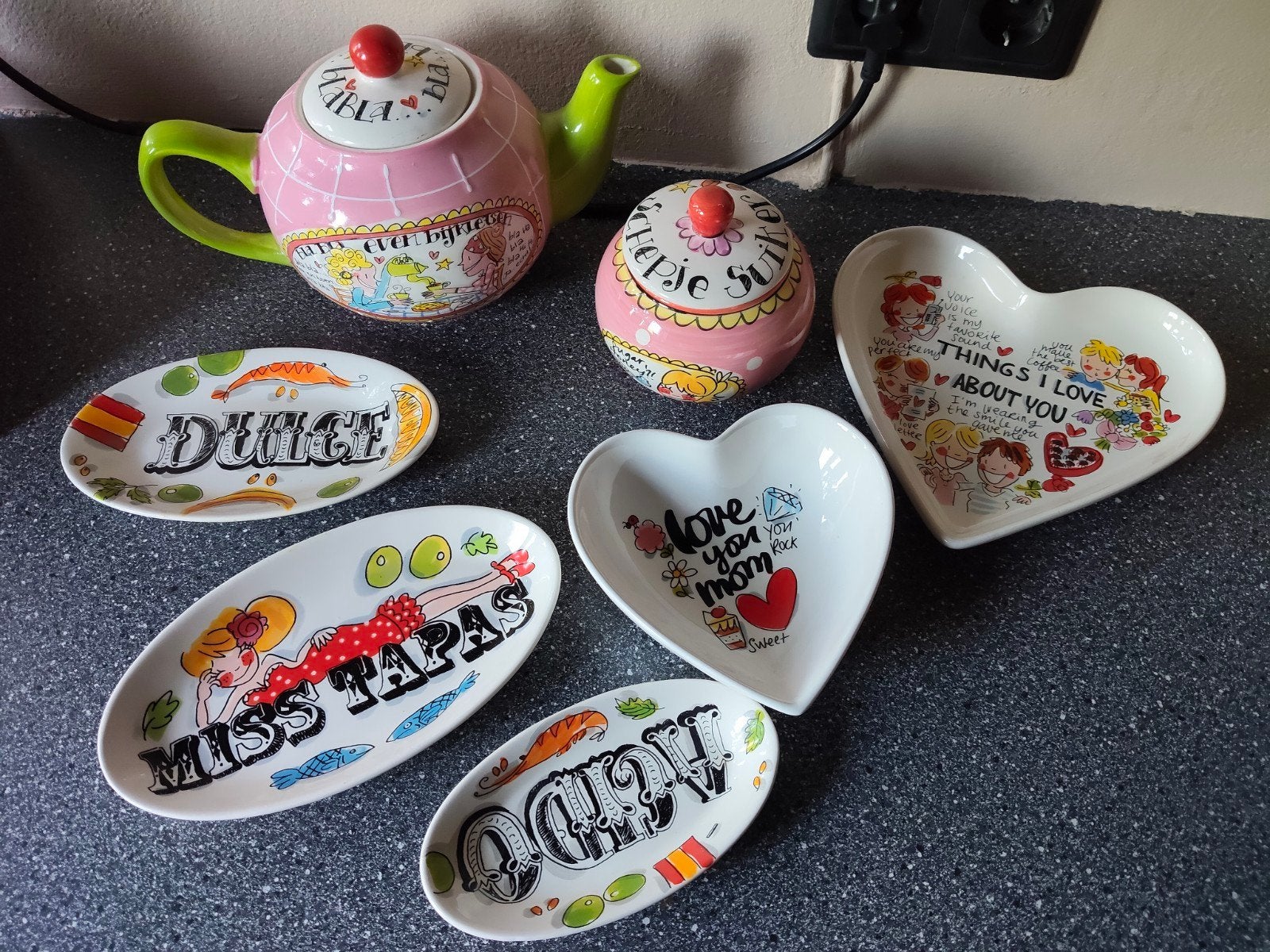 Ongebruikte theepot, suikerpot en schaaltjes, Ophalen, Keramiek, Nieuw, Theepot