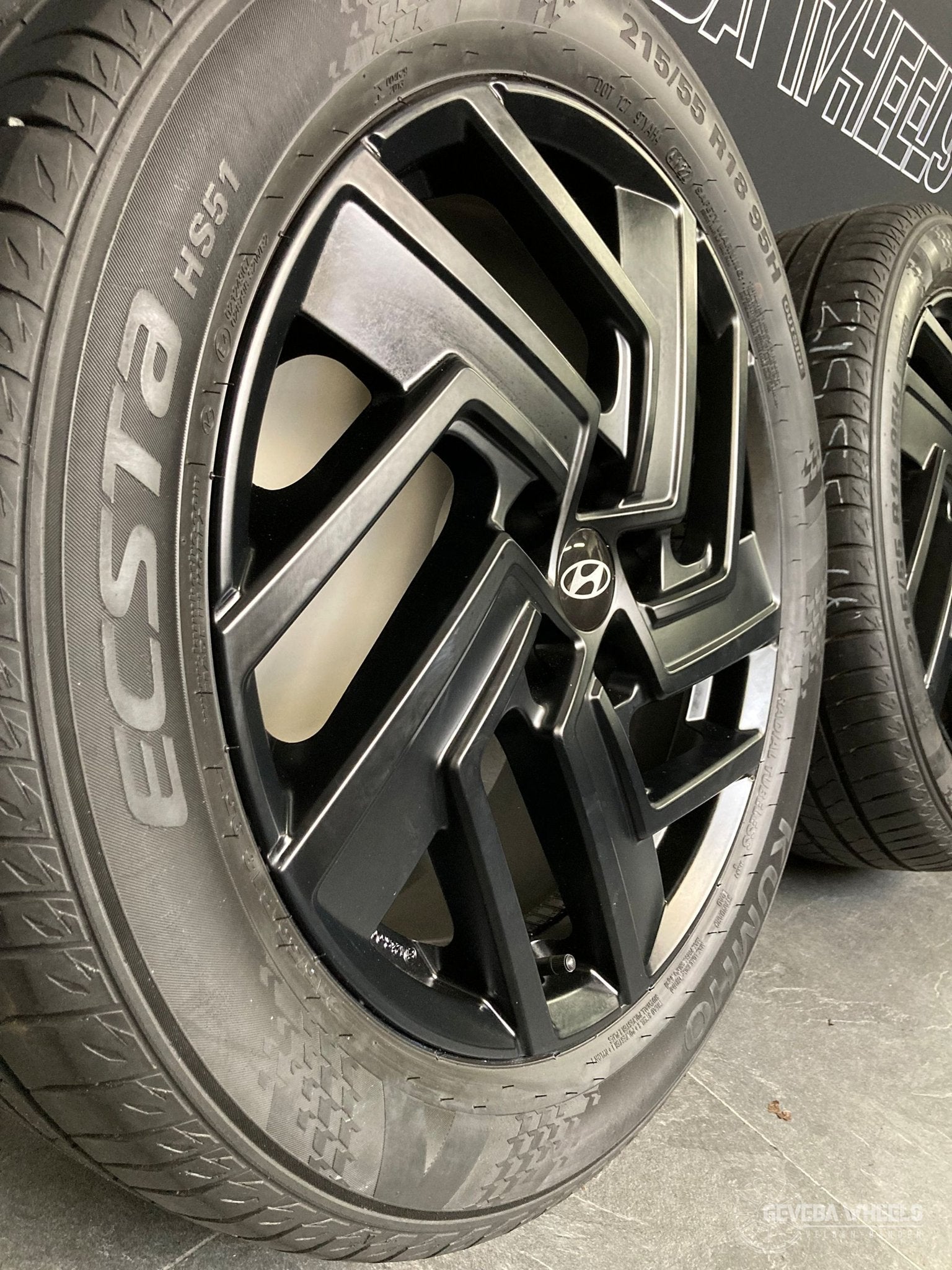 18” originele Hyundai Kona II velgen + banden 5x114.3 BE400A, 18 inch, -, -, Banden en Velgen
