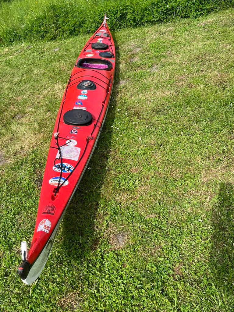 Snelle rode zeekajak Baidarka Explorer – polyester –, Watersport en Boten, Kajaks, Gebruikt, 1-persoons, Ophalen