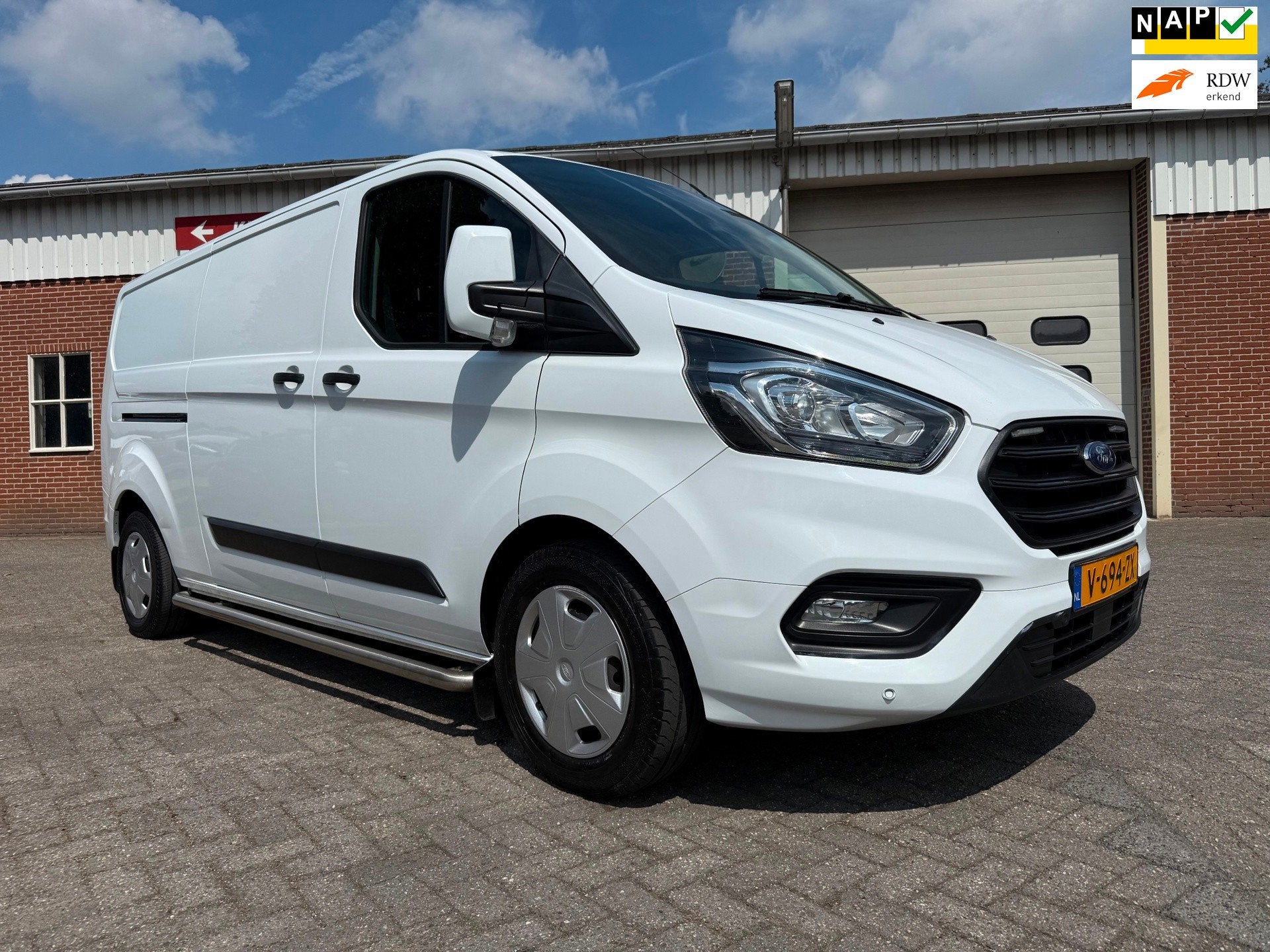 Ford Transit Custom 340 2.0 TDCI L2H1 Trend 131PK euro 6 opt, Voorwielaandrijving, 15 km/l, Euro 6, 4 cilinders