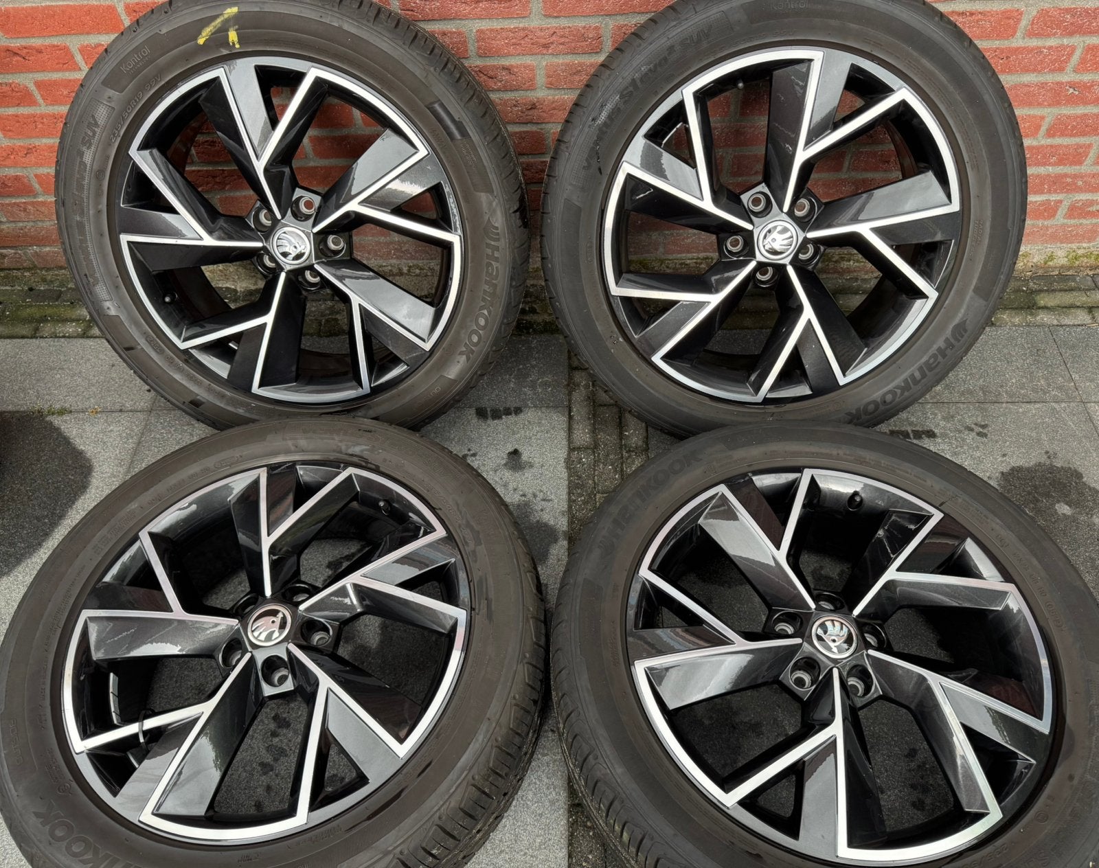 Orig. Skoda Kodiaq 19 inch velgen type Triglav Zwart /Polish, Ophalen, Zo goed als nieuw