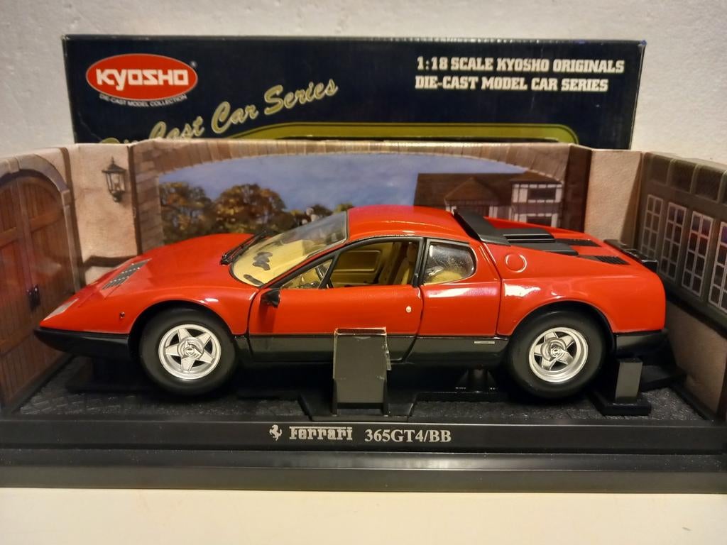 Ferrari 365 GT 4 BB rood Kyosho metal 1:18 KRD, Ophalen of Verzenden, Zo goed als nieuw, Auto, Kyosho