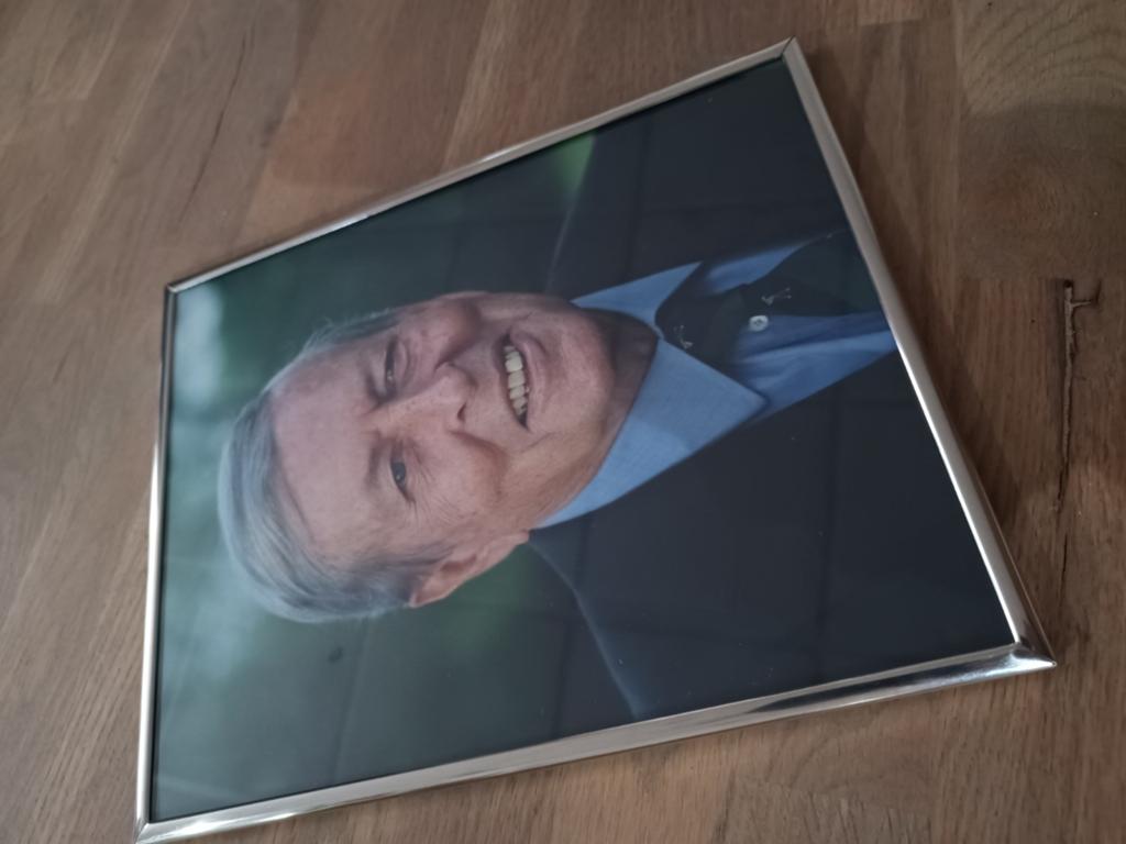 Koningshuis Prins Claus portret in lijst, Ophalen of Verzenden