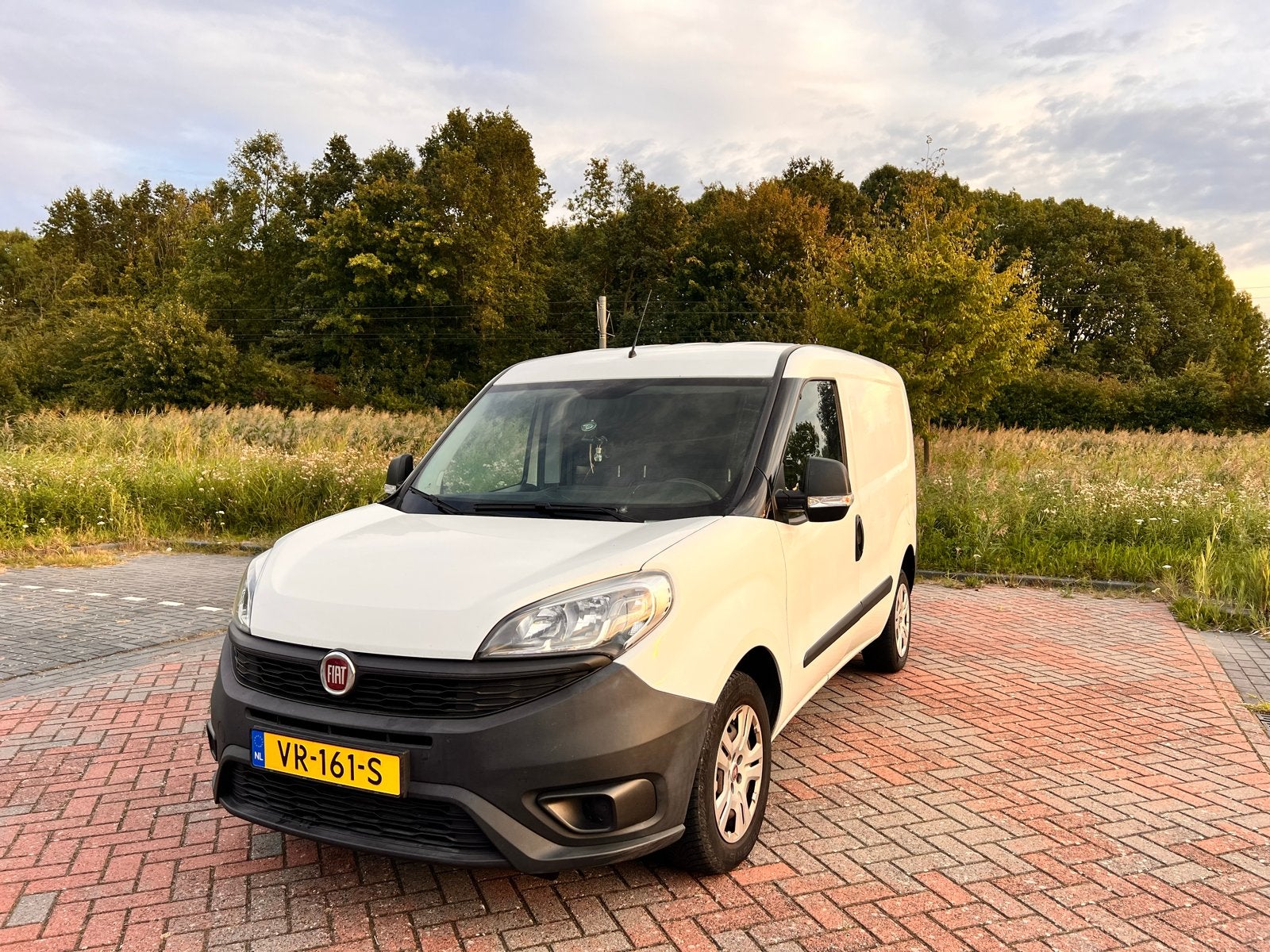 Fiat Doblo 1.3 MJ 16V 75pk 2015 euro 5, Euro 5, Stof, 74 pk, Zwart