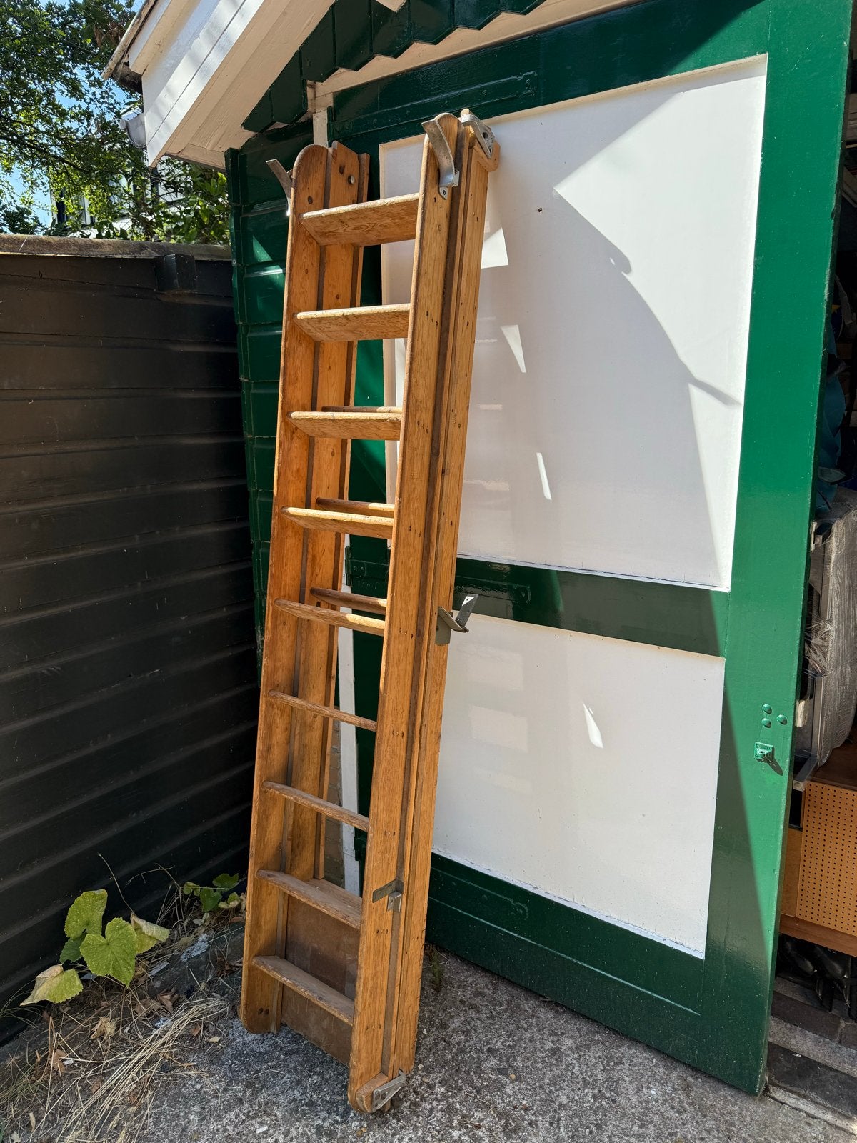 Ouderwetse Vlizo Trap van massief hout uit Bakkerij Woning, Ophalen, Gebruikt, Trap, Opvouwbaar of Inschuifbaar