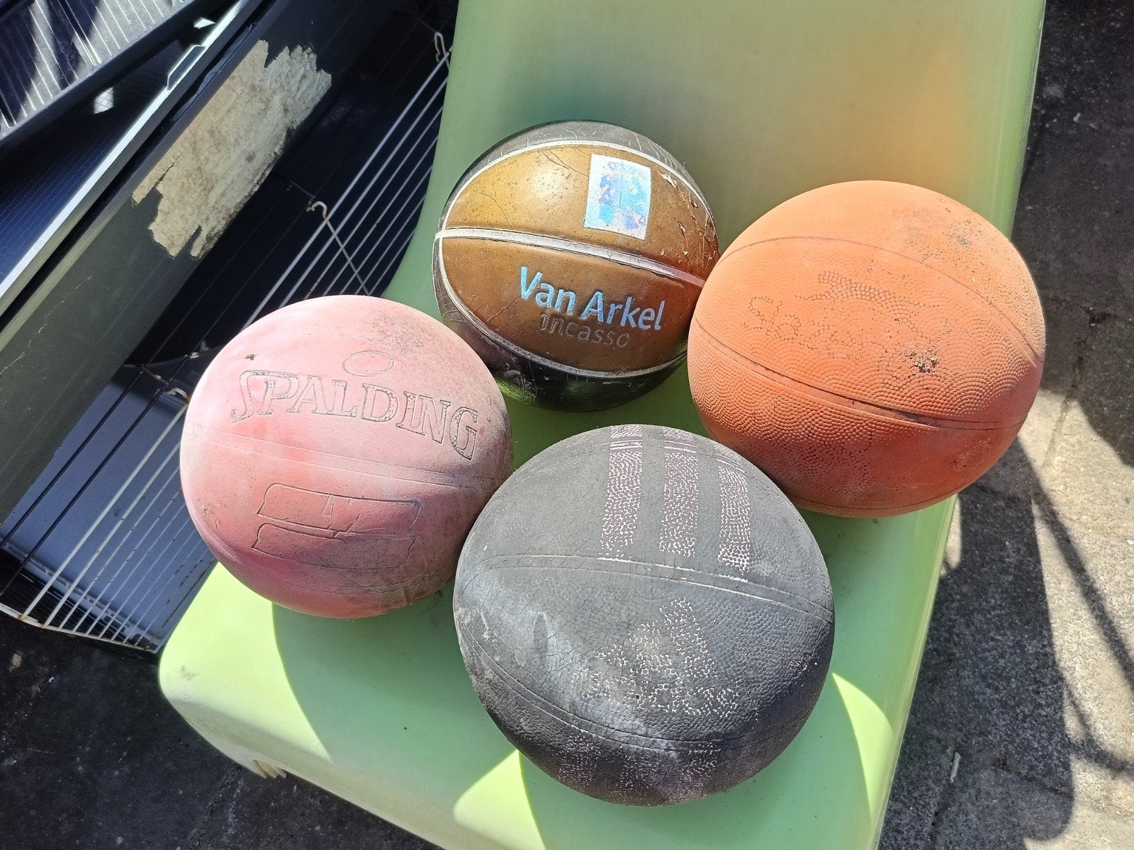 BASKETBALLEN, Sport en Fitness, Ophalen of Verzenden, Gebruikt, Bal