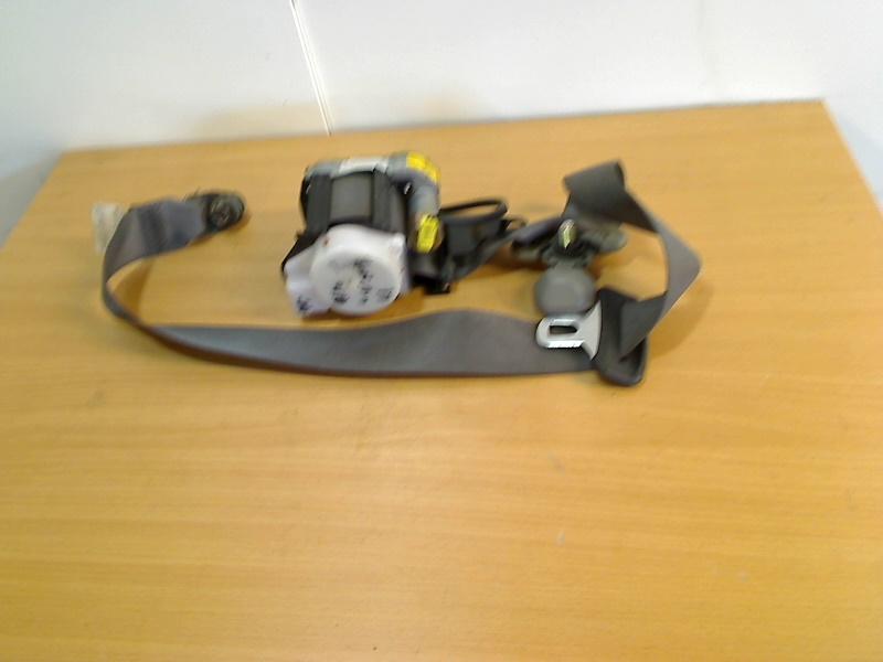 Veiligheidsgordel Links Voor Suzuki Alto (RF410) 2004, Gebruikt, Suzuki Deutschland GmbH, Kontakt@suzuki.de, Suzuki-Allee 7, Bensheim 64625, , Duitsland