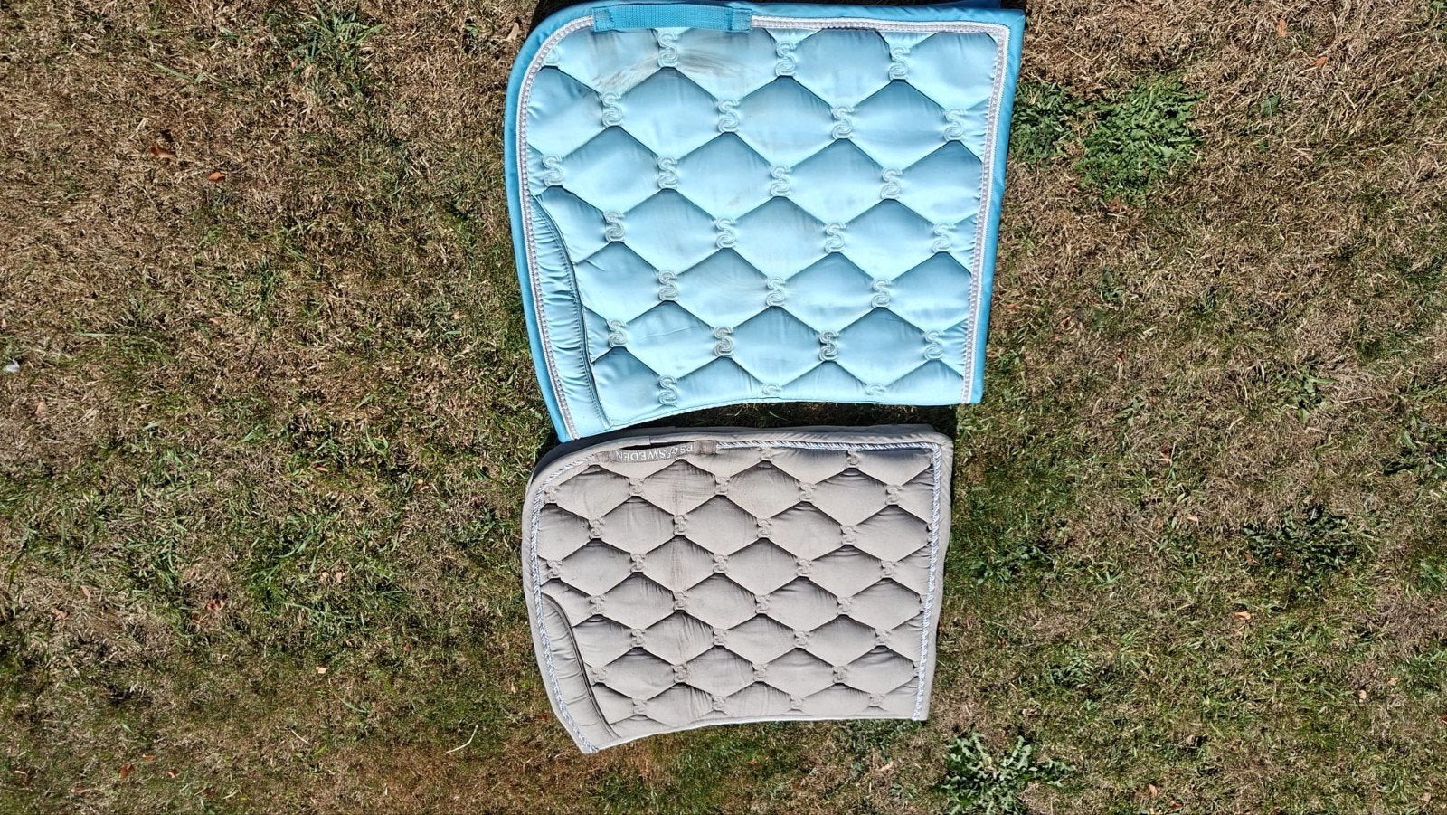 2x PS Sweden dressuur dekjes, Dieren en Toebehoren, Paarden en Pony's | Dekens en Dekjes, Full (L), Ophalen of Verzenden, Gebruikt