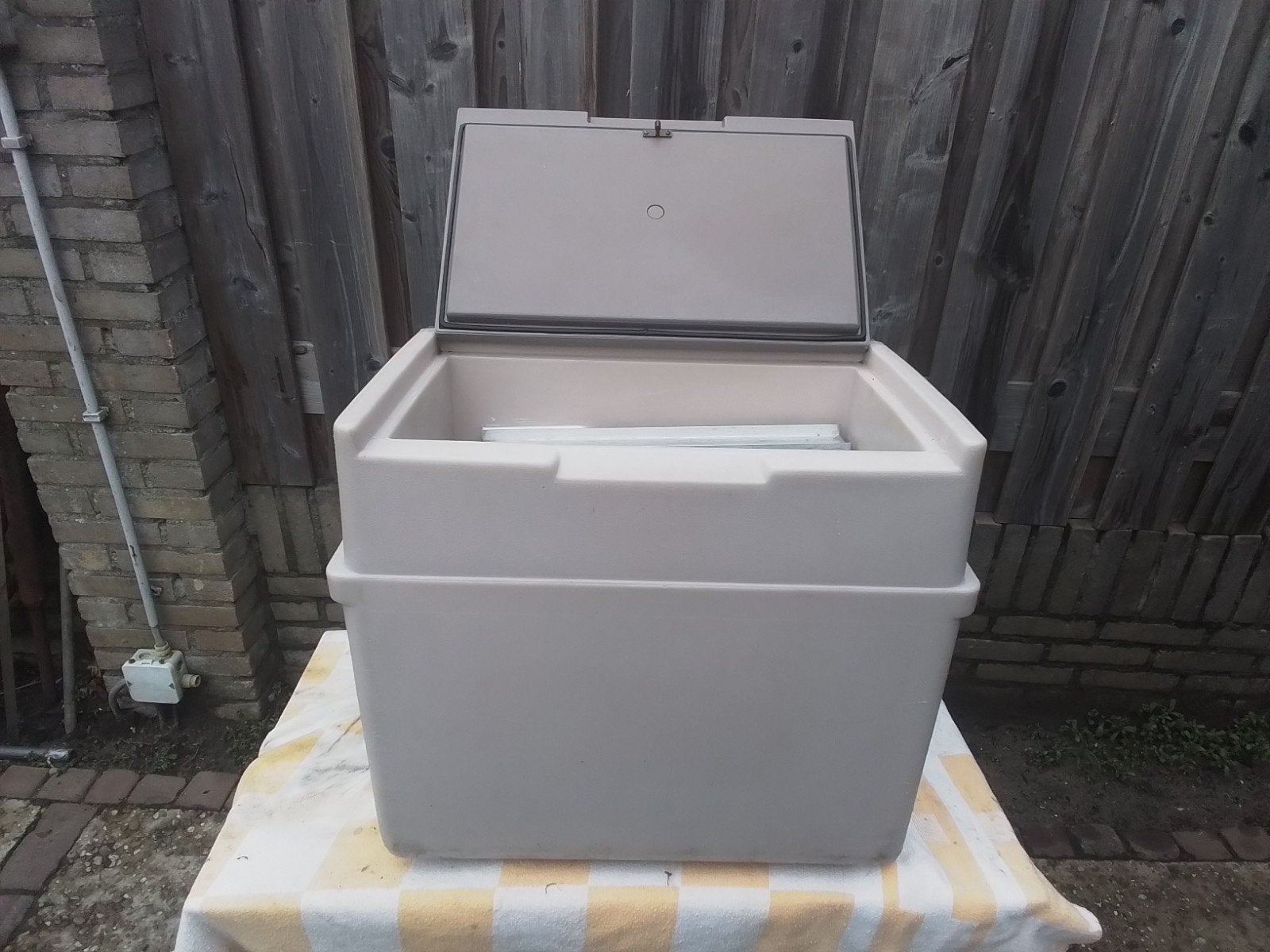 Koelbox -elextralux  in huis of auto 220volt 12 volt, Ophalen of Verzenden, Gebruikt, Koelbox, Elektrisch