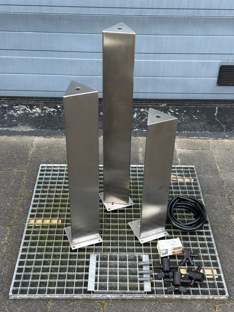 Nieuwe RVS fonteinset Triade, Ophalen, Zo goed als nieuw, Rvs, Fontein