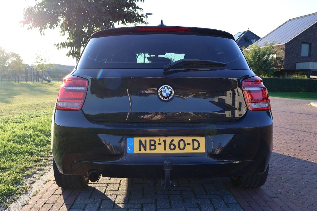 BMW 1-Serie 114i EDE / 5-DR (2014) Zwart, 1-Serie, Zwart, 4 cilinders, Zwart