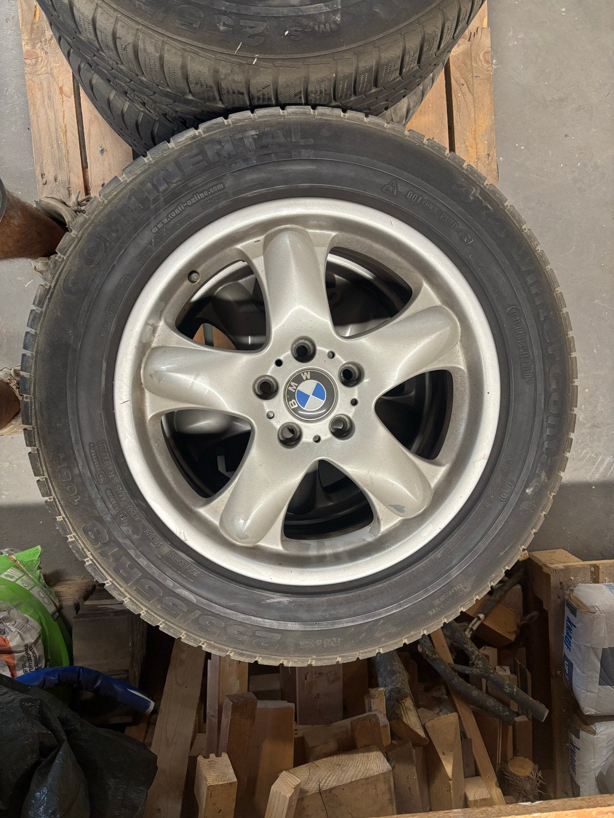 Originele BMW X5 E53 18” winterset – 255/55 R18, Auto-onderdelen, Banden en Velgen, Ophalen, 18 inch, 255 mm, Banden en Velgen