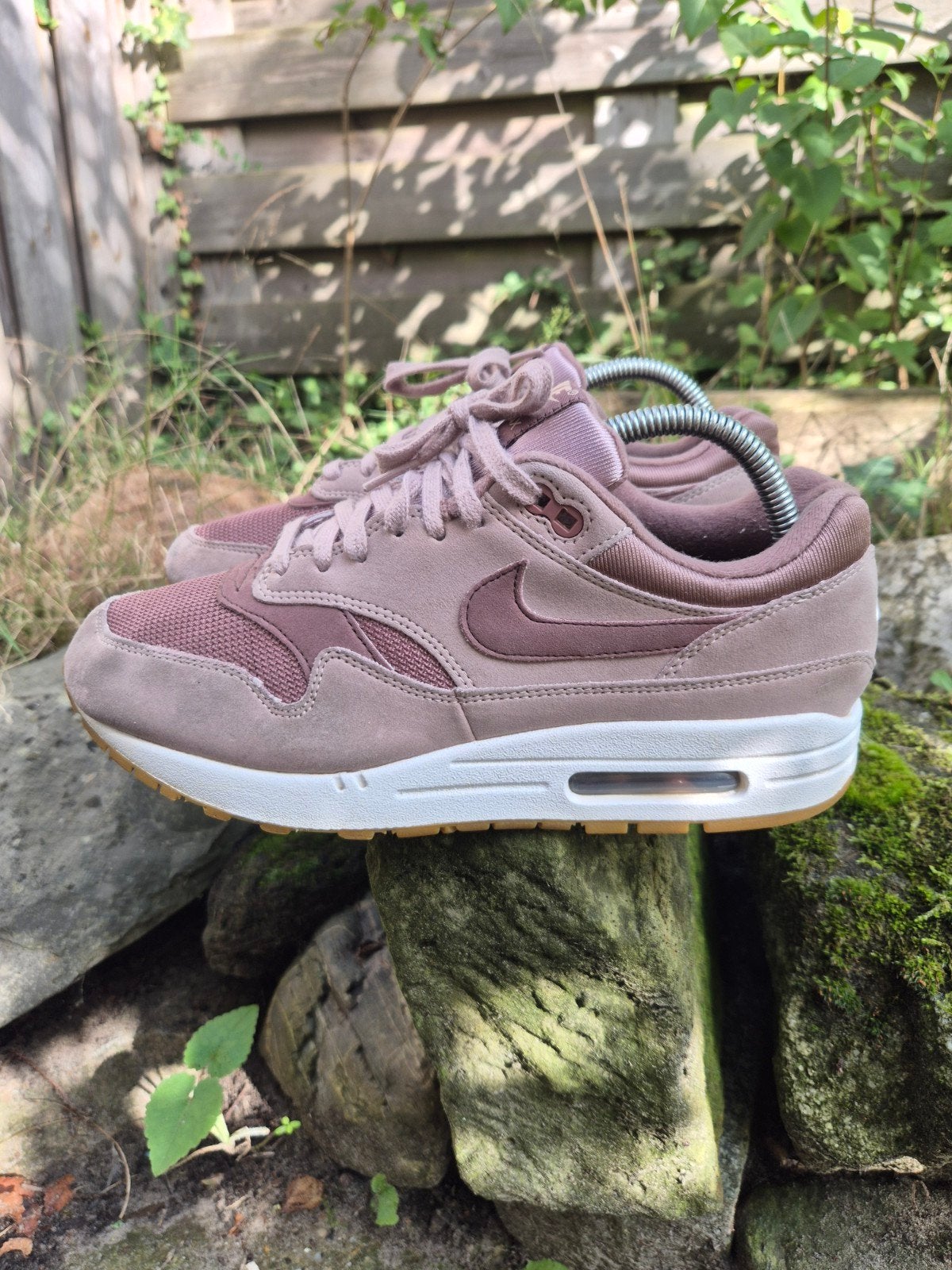 Nike air max 1 Taupe 41, Bruin, Ophalen of Verzenden, Sneakers of Gympen, Gedragen