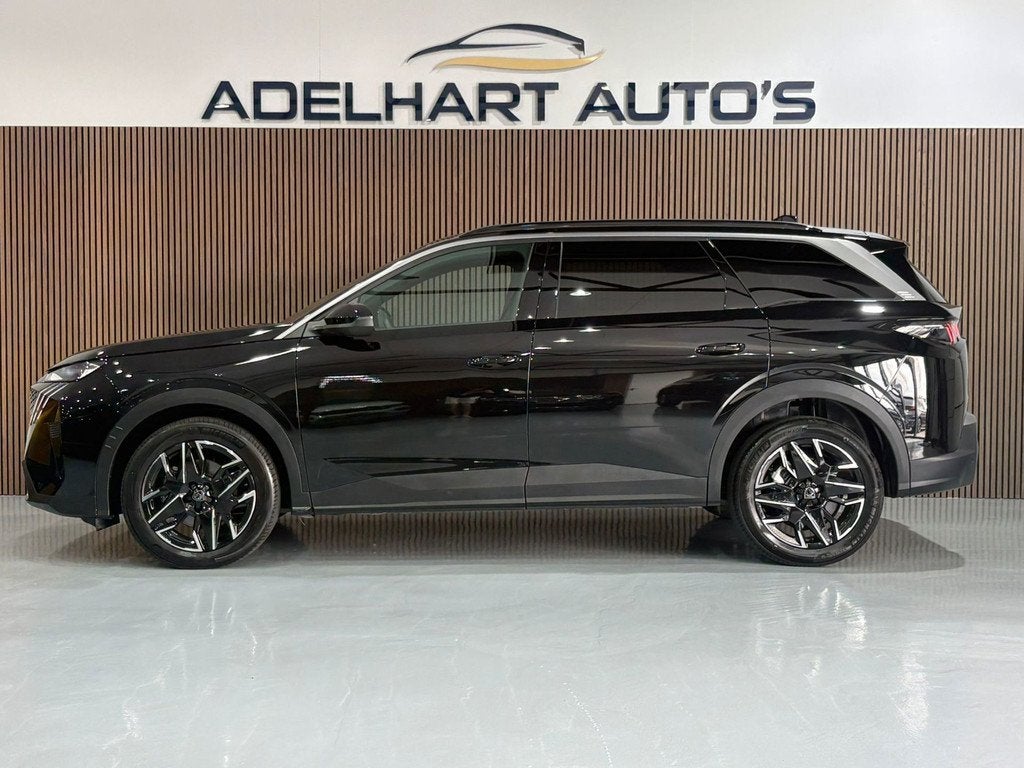 Peugeot 5008 1.2 Hybrid 145 Allure 7 Pers. 5 X Voorraad Auto, Auto's, Peugeot, 145 pk, Gebruikt, Zwart, 1199 cc